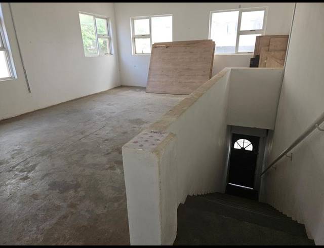 BUSINESS PROPERTY TO RENT IN SALT RIVER